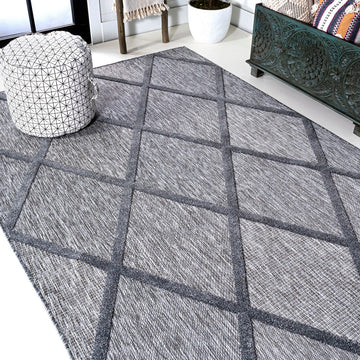 Salines Diamond Trellis Indoor/outdoor Area Rug